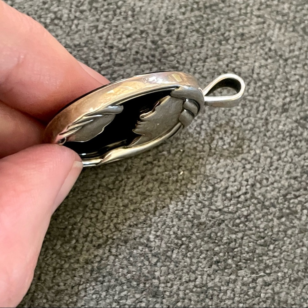 Black Onyx and Sterling Mother and Child Pendant - Picture 4 of 8